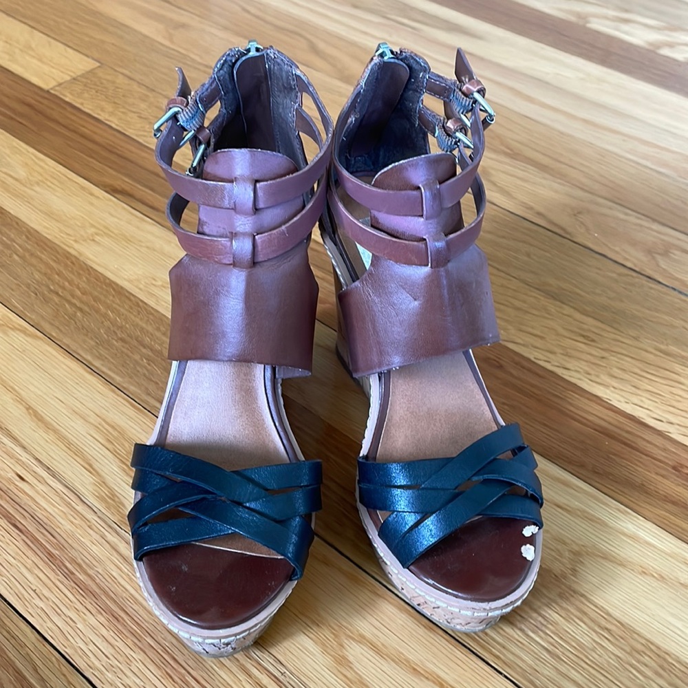 DV by Dolce Vita Wedged Sandals
